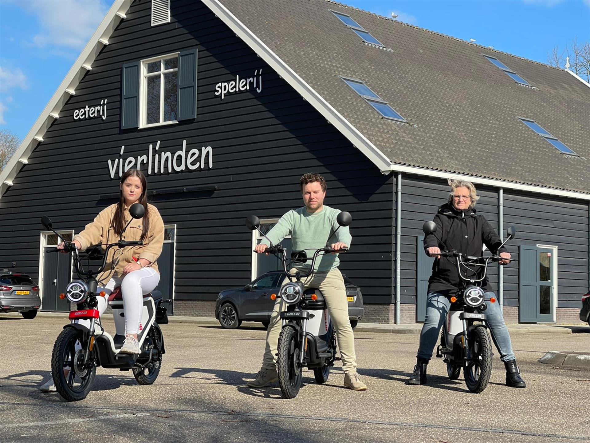 Gezellig op pad met de leukste huur scooters in Zeeland, Goes
